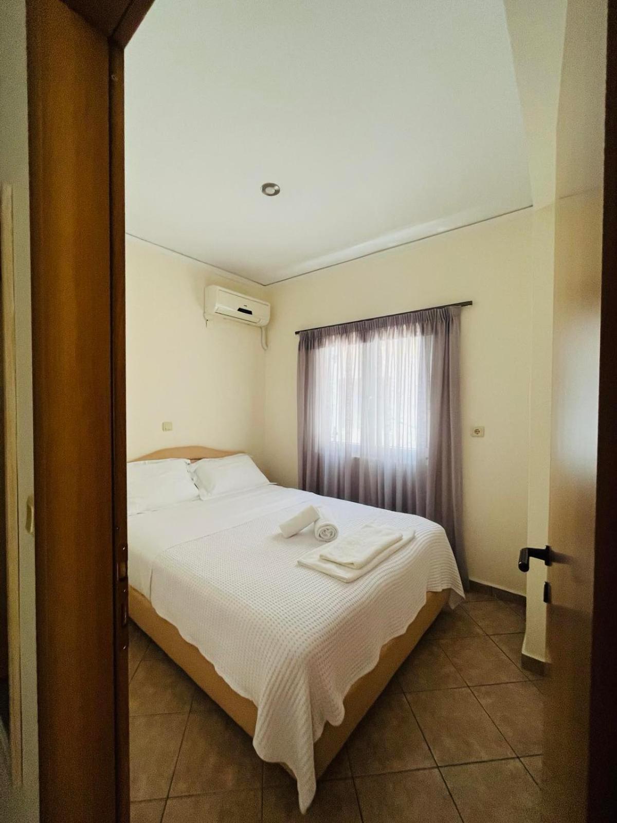 Ammoudeli Apartments Plomari Bagian luar foto