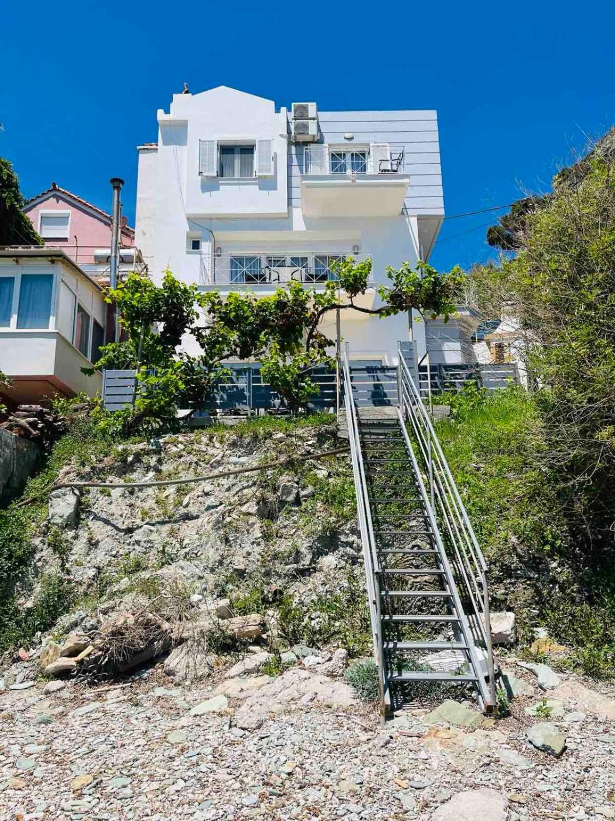 Ammoudeli Apartments Plomari Bagian luar foto